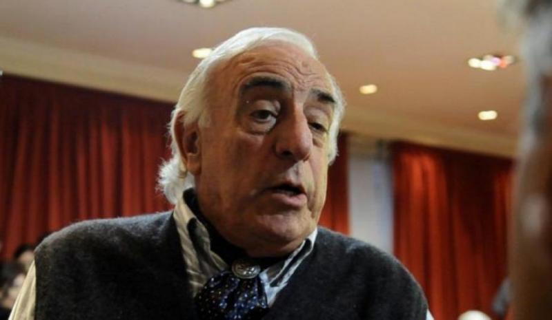 El titular del gremio de colectiveros pidió un boleto a $160